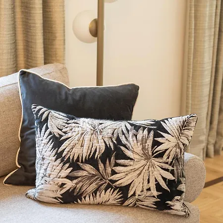 29 Piazza Roma Apartment